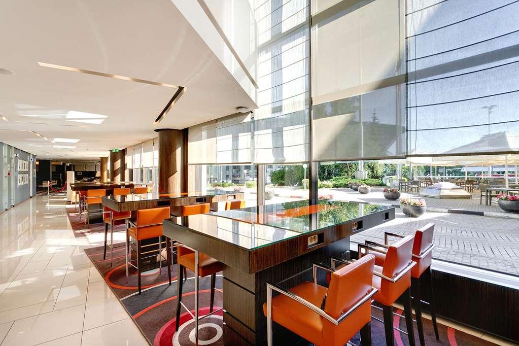 Azimut Hotel Olympic Moscow Restaurant photo